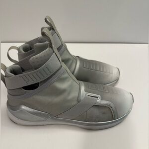 PUMA Women's Fierce Strap Flocking Sneakers Size 8